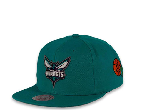 Mitchell & Ness Snapback Charlotte Hornets Team Color City Love