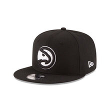 Load image into Gallery viewer, Atlanta Hawks New Era NBA 9FIFTY 950 Snapback Cap Hat Black Crown/Visor Black/White Logo 
