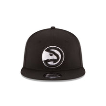 Load image into Gallery viewer, Atlanta Hawks New Era NBA 9FIFTY 950 Snapback Cap Hat Black Crown/Visor Black/White Logo 
