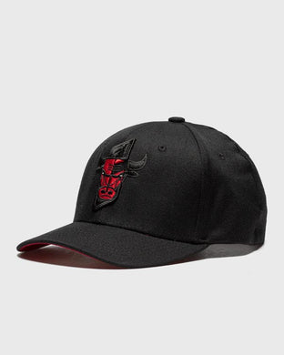 Chicago Bulls Mitchell & Ness NBA First Letterman Redline Snapback Cap Hat Black Crown/Visor Team Color Logo