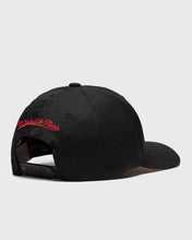 Load image into Gallery viewer, Chicago Bulls Mitchell &amp; Ness NBA First Letterman Redline Snapback Cap Hat Black Crown/Visor Team Color Logo
