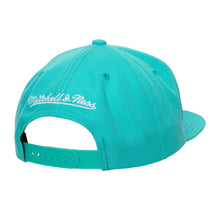 Load image into Gallery viewer, Vancouver Grizzlies Mitchell &amp; Ness NBA Snapback Cap Hat Teal Crown/Visor Team Color Logo Green UV
