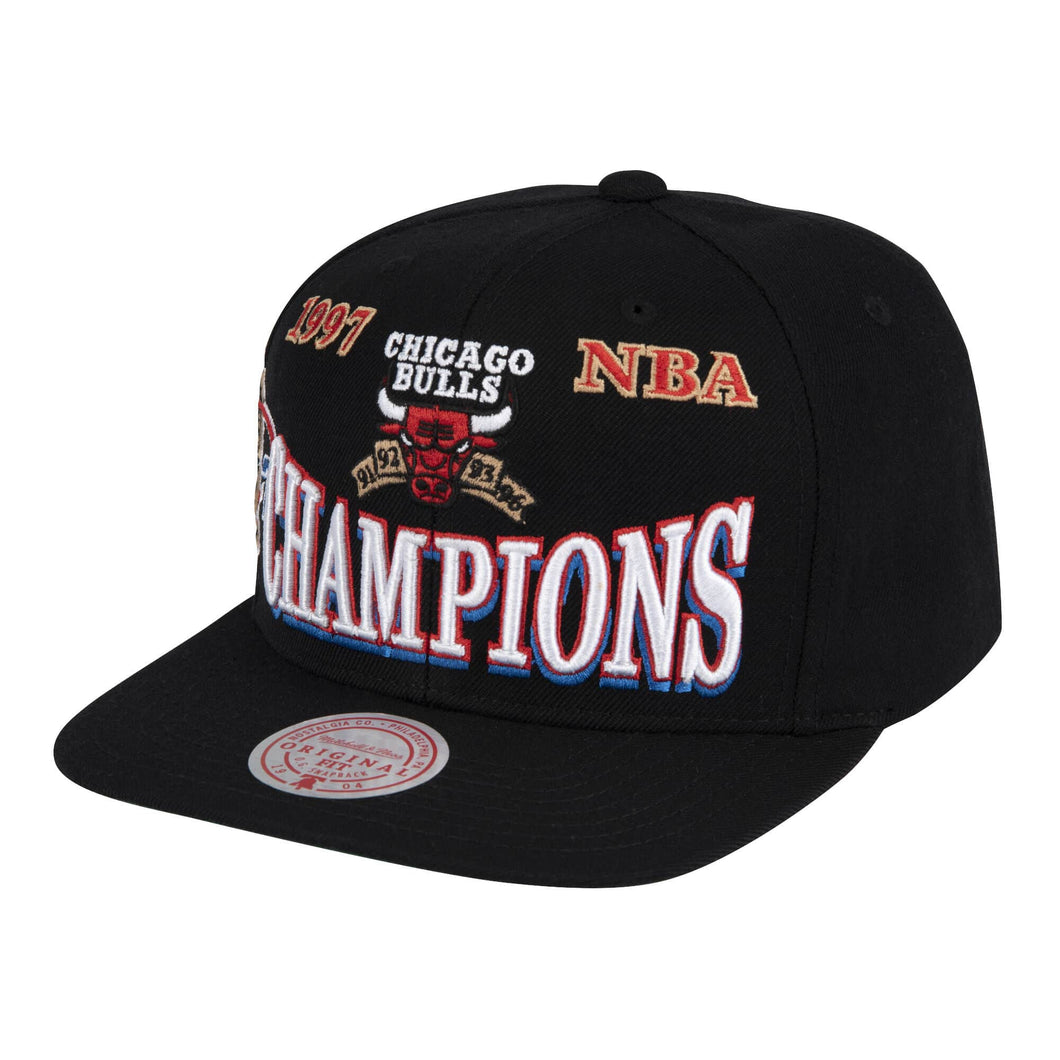 Chicago Bulls Mitchell & Ness NBA Snapback Cap Hat Black Crown/Visor Team Color Logo 1997 Champions Green UV