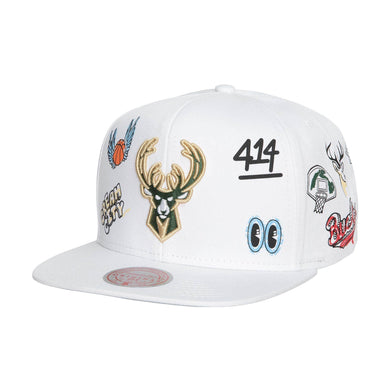 Milwaukee Bucks Mitchell & Ness NBA Hand Drawn Snapback Cap Hat White Crown/Visor Team Color Logo With Multiple Patches