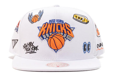 New York Knicks Mitchell & Ness NBA Han Drawn Snapback Cap Hat White Crown/Visor Team Color Logo With Multiple Patches
