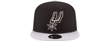 Load image into Gallery viewer, San Antonio Spurs New Era NBA 9FIFTY 950 Original Fit Snapback Cap Hat Black Crown Gray Visor Team Color Logo
