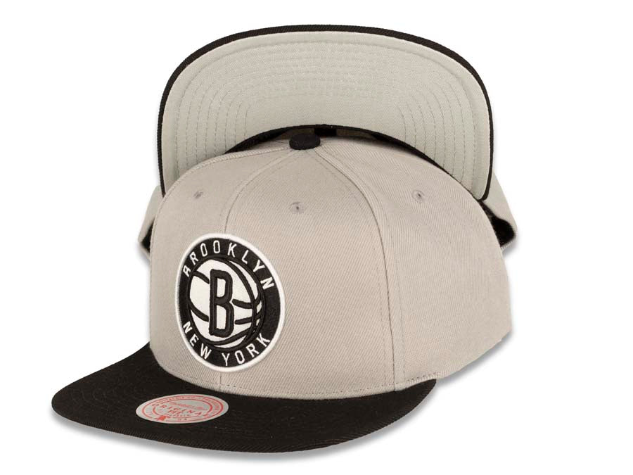 Brooklyn Nets Mitchell & Ness NBA Snapback Cap Hat Gray Crown Black Visor Team Color Logo