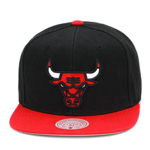 Load image into Gallery viewer, Chicago Bulls Mitchell &amp; Ness NBA Snapback Cap Hat Black Crown Red Visor Team Color Logo
