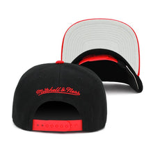 Load image into Gallery viewer, Chicago Bulls Mitchell &amp; Ness NBA Snapback Cap Hat Black Crown Red Visor Team Color Logo
