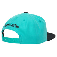 Load image into Gallery viewer, Vancouver Grizzlies Mitchell &amp; Ness NBA 2 Tone 2.0 Snapback Cap Hat Aqua Crown Black Visor Team Color Logo
