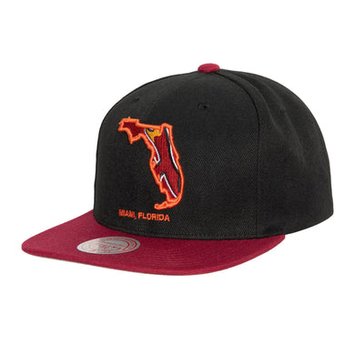 Miami Heat Mitchell & Ness NBA Team Insider Snapback Cap Hat Black Crown Red Visor Team Color Logo