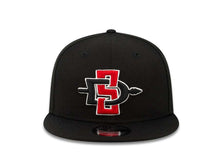 Load image into Gallery viewer, San Diego State Aztecs New Era College 9FIFTY 950 Snapback Cap Hat Black Crown/Visor Team Color Logo
