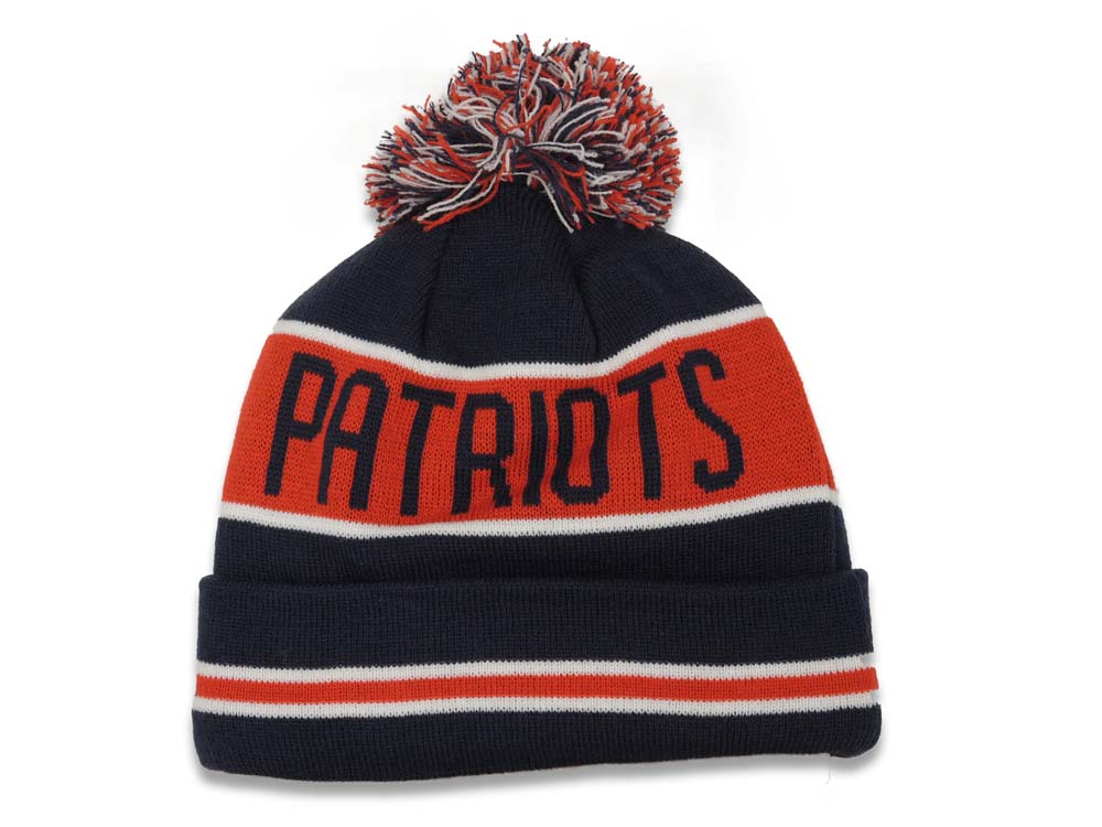 New England Patriots New Era NFL Cuffed Pom Coach Knit Beanie Hat