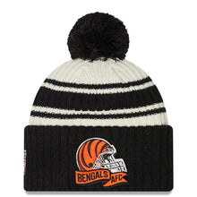 Load image into Gallery viewer, Cincinnati Bengals New Era NFL Cuffed Pom Knit Beanie Hat Cream/Black Crown/Visor Team Color Logo (2022 Sideline)
