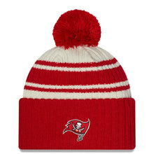 Load image into Gallery viewer, Tampa Bay Buccaneers New Era NFL Cuffed Pom Knit Beanie Hat ream/Read Crown/Visor Team Color Logo (2022 Sideline)
